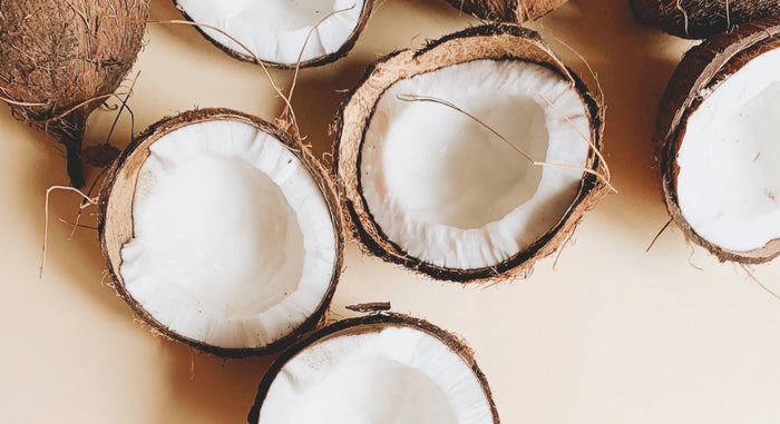 Summersaver Woman und Sport beinhalten als Inhaltsstoff Kokosnussöl